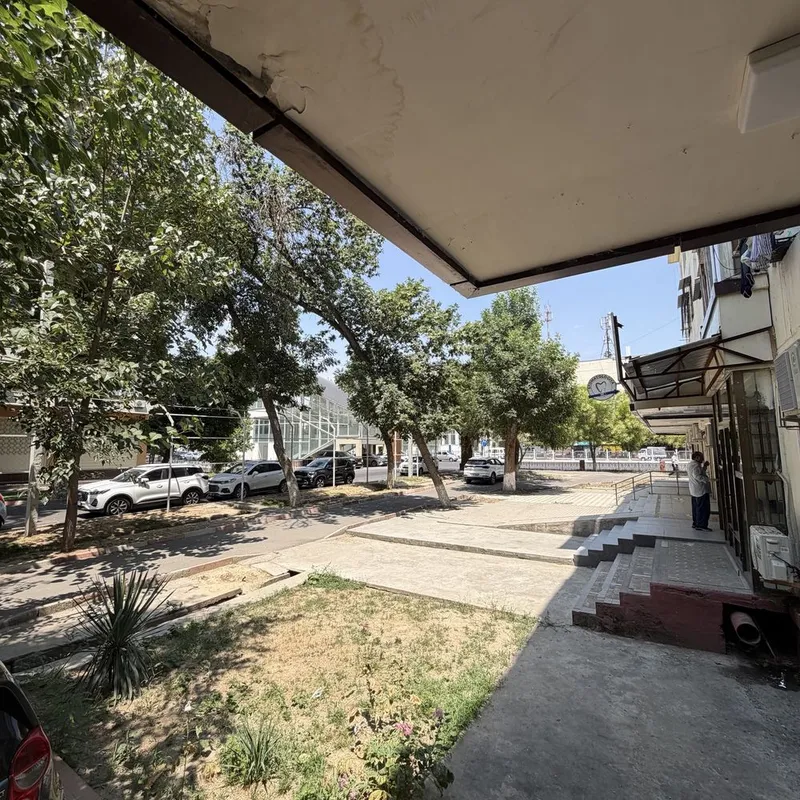 ofis arendaga beriladi yaxshi joyda 1 ofis arendaga beriladi yaxshi joyda 1