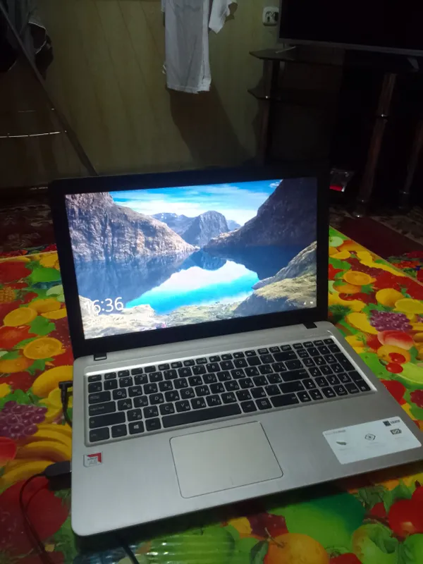 Assus Vivobook