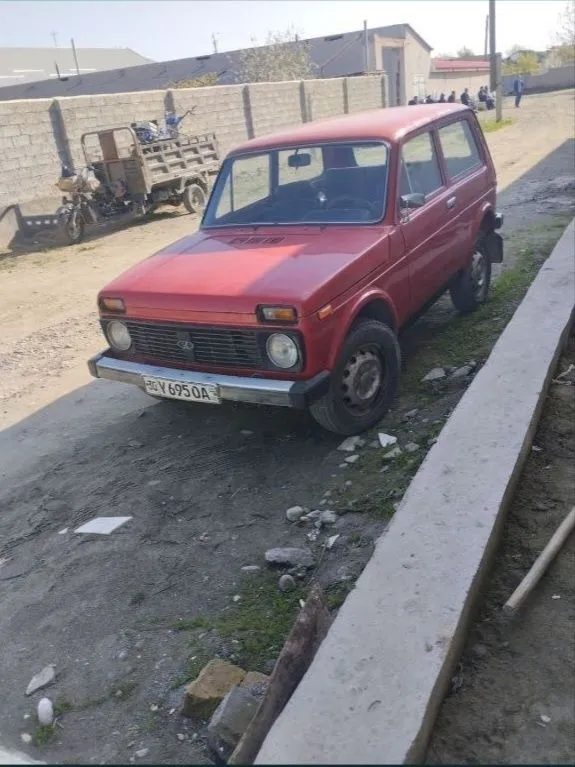 Lada niva 2121 sotiladi holati yaxshi qolgan malumotlar telda — фото 1
