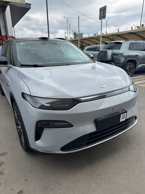 Srochno sotiladi Leapmotor c11 2025/26 full 640km