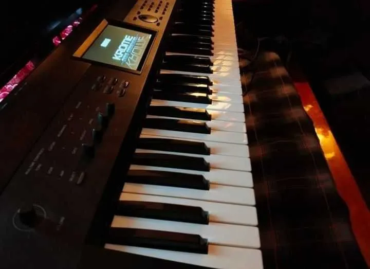 Синтезатор Korg Krome 2 Синтезатор Korg Krome 2