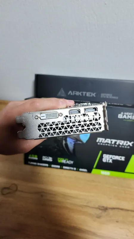 Gtx 1650 4gb Arktek 2