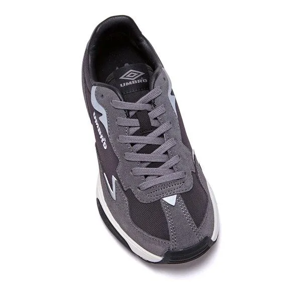 Продаються красовки фирмы UMBRO размер (EUR 40.5) — фото 2