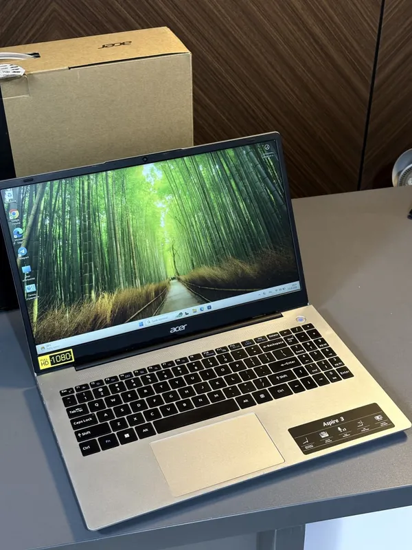 Kuchli Noutbuk Acer Aspire 3 — фото 1