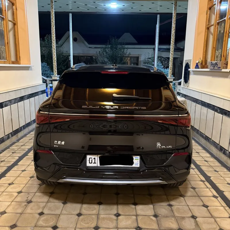 BYD Yuan plus qora 2024 4 BYD Yuan plus qora 2024 4