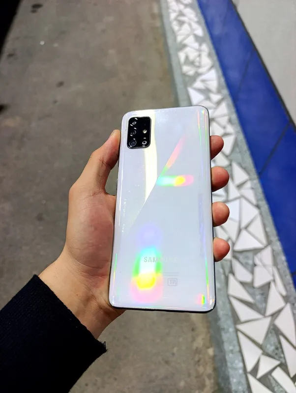 Нераспакованный идеальный Samsung A51 2 Нераспакованный идеальный Samsung A51 2