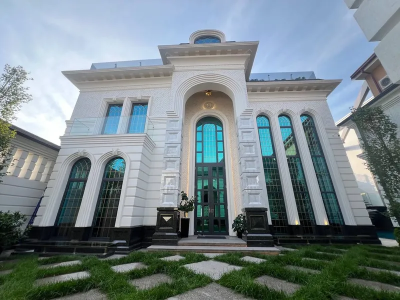 Центр Луначарского продается Евро Дом