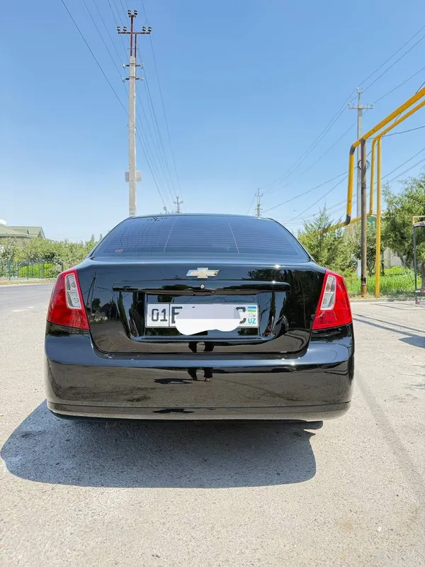 Chevrolet jentra 5