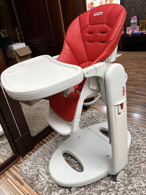 Детский стульчик-качеля для кормления Peg-Perego — фото 1
