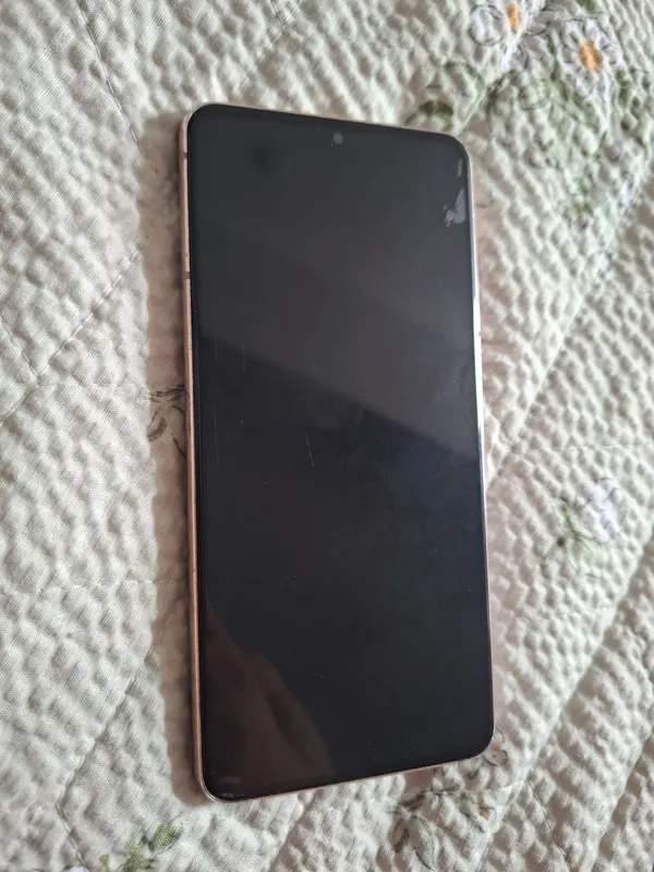 Samsung S21 5G 6 Samsung S21 5G 6