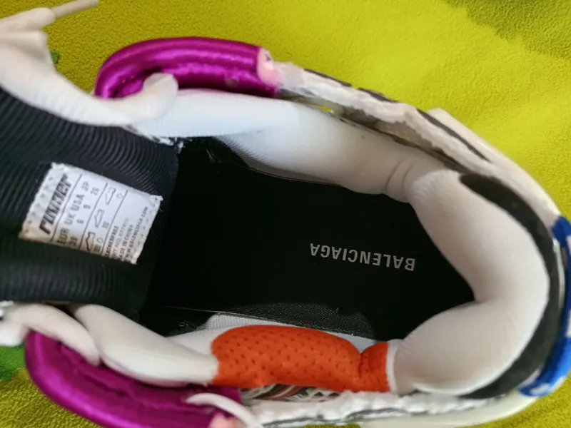 Кроссовки Balenciaga 39 р. Оригинал. Новые с биркой — фото 2