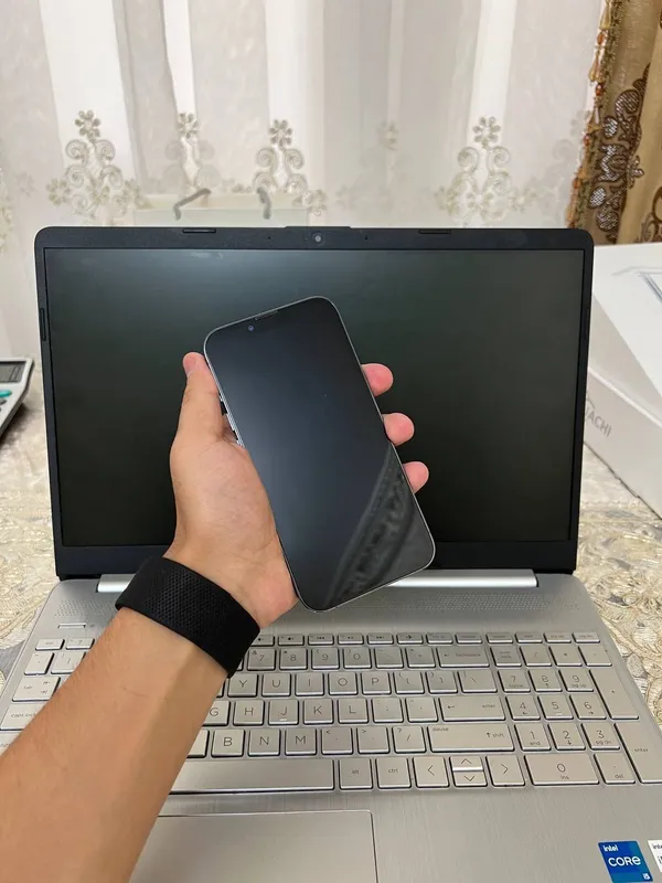 iPhone 13 Pro 2 iPhone 13 Pro 2