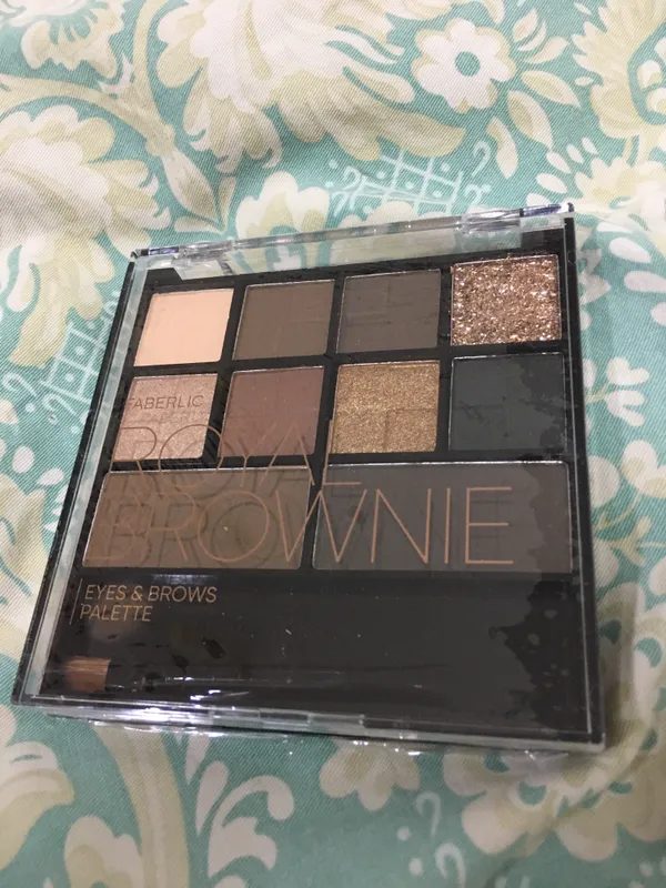 Палетка для глаз и бровей Royal Brownie 1