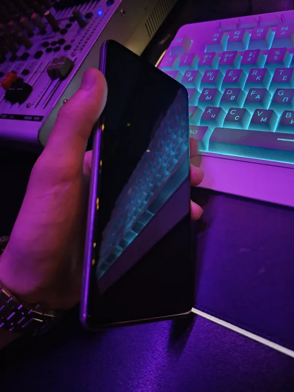 Продаю Samsung Galaxy A72 128GB в хорошем состоянии — фото 1