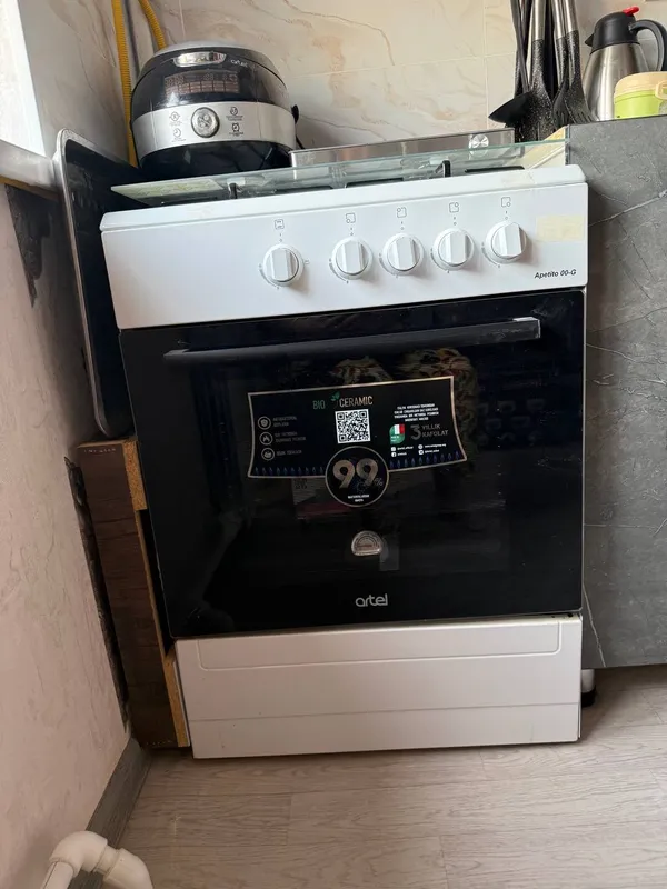Yangi Gaz plita sotiladi 2 Yangi Gaz plita sotiladi 2