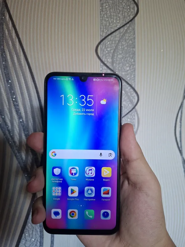 Продам Honor 10 Lite, 64GB, в хорошем состоянии 8