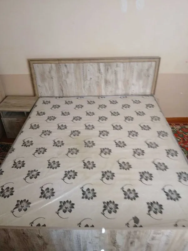 Кровать двуспальная