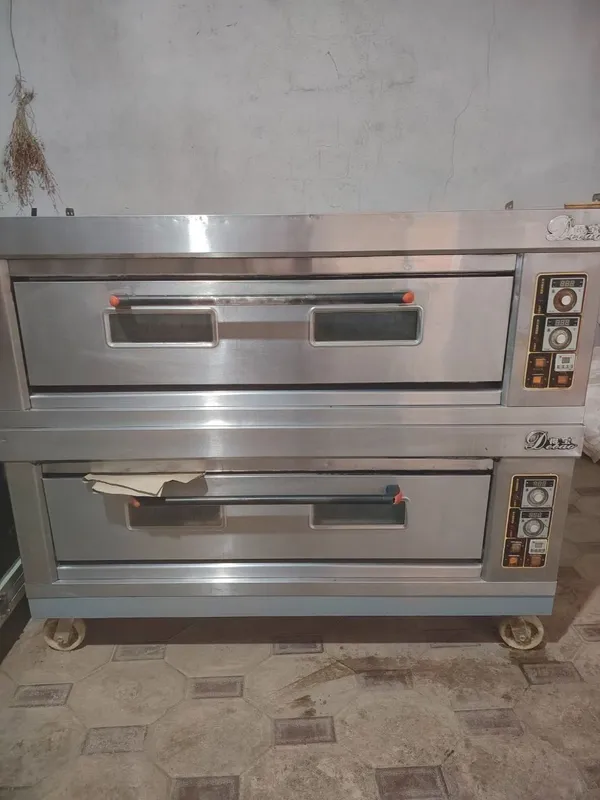 Pechka 2 ta gaz, svet bilan ishlaydi 2 Pechka 2 ta gaz, svet bilan ishlaydi 2