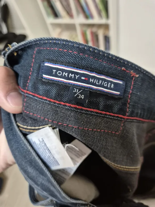 Джинсы Tommy Hilfiger 4 Джинсы Tommy Hilfiger 4