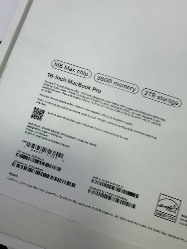 Macbook Pro 16 M5 max 36/2tb