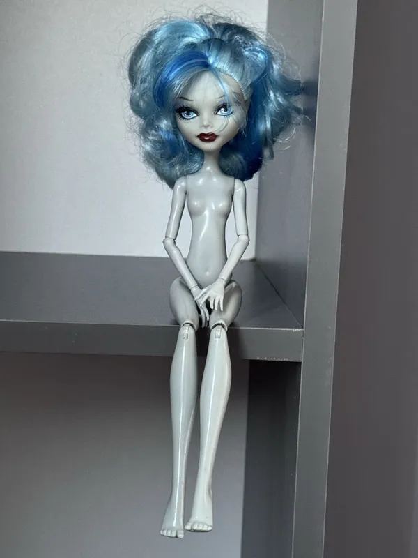 Monster High Ghoulia Yelps Scaris: City of Frights (оригинал Mattel) 1