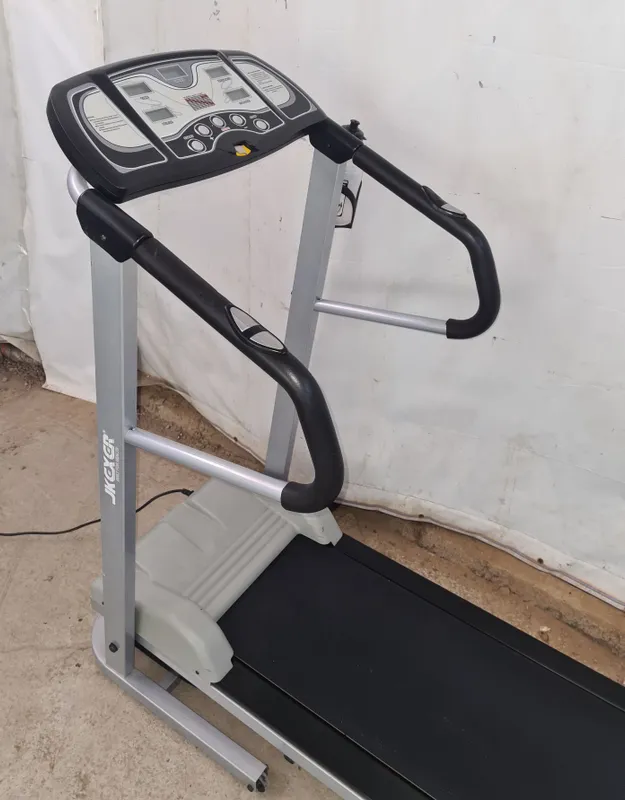 Беговая дорожка "GENERAL FITNESS 4060M" — фото 2