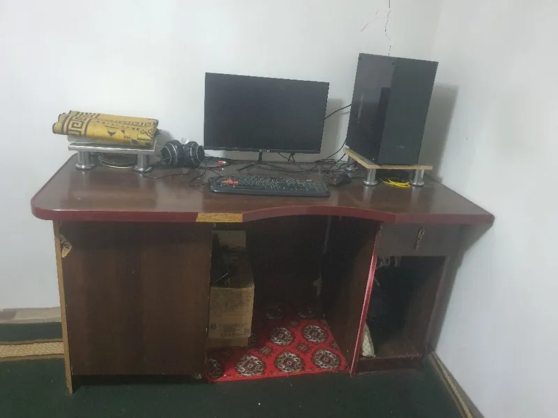 Kompyuter stoli srochno sotiladi 3