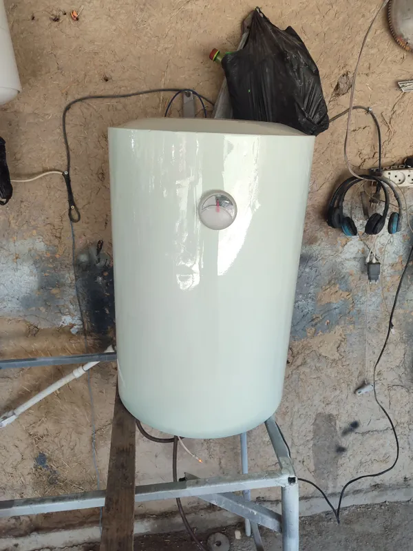ariston sotiladi 80 litrli