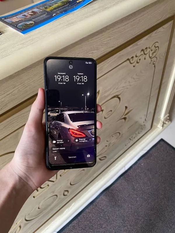 Yaxshi holatda Redmi note 12 sotiladi srochne 3