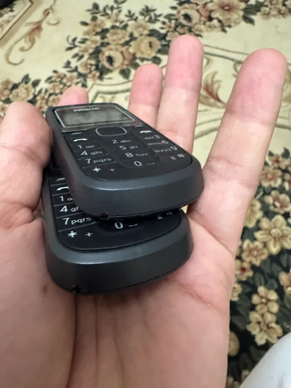 Продаётся Nokia 1202. 2 Продаётся Nokia 1202. 2