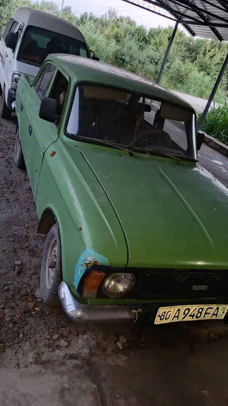 Moskivich 412 sotiladi 1