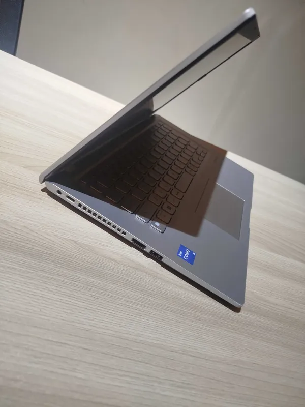 Asus Vivobook X1400EA — фото 1