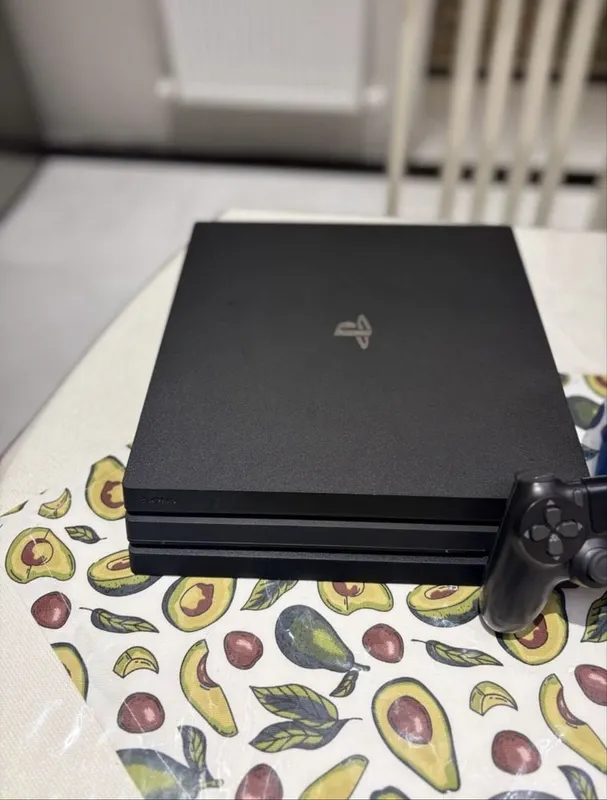 PlayStation 4 Pro (PS4 PRO) 1TB Памяти, (прошитая) 2