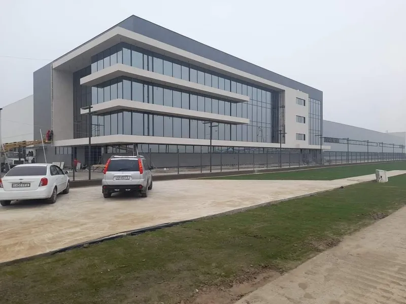 Assalomu Alaykum.Biz Barcha turdagi Binolarni Oyna bilan koplaymiz — фото 5 Assalomu Alaykum.Biz Barcha turdagi Binolarni Oyna bilan koplaymiz — фото 5