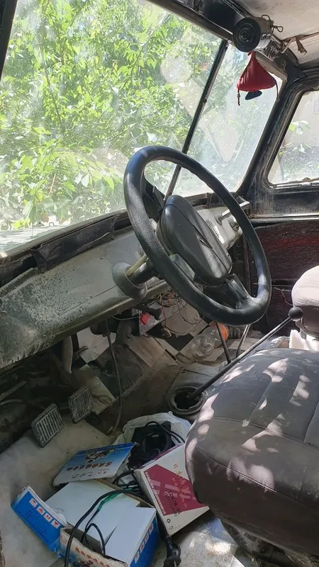 Uaz 469 sotiladi srochni 4