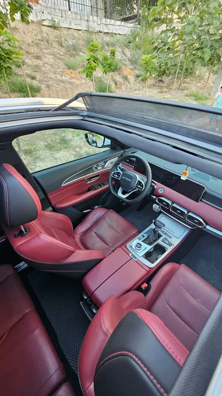 Jetour X70 Plus 2023-yil. 9000km, 1 qo'l 2