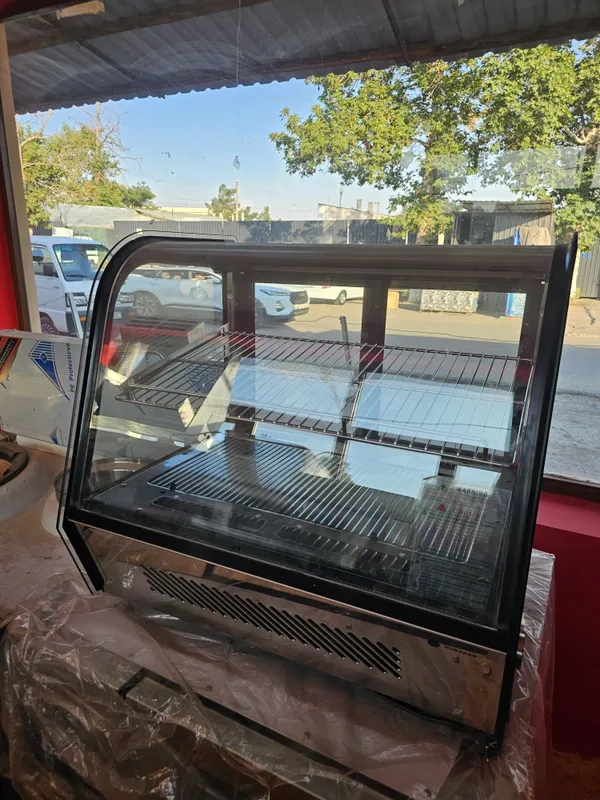 Xoladelnik mini 60 sm hurakan 1