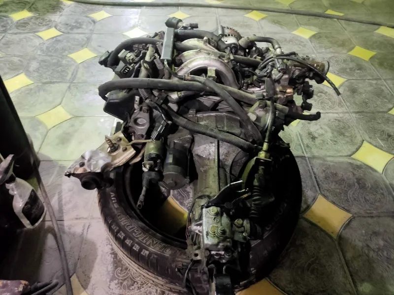 Мотор.,G83 mitsubishi трёхцилиндровый 1 Мотор.,G83 mitsubishi трёхцилиндровый 1