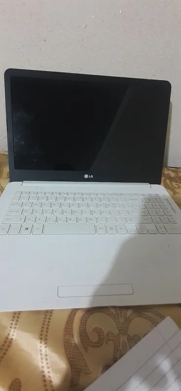 laptop laptop