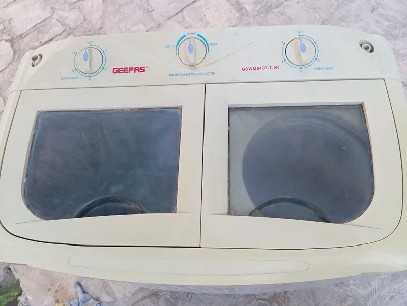 Продаётся старая стиральная машинка — фото 1