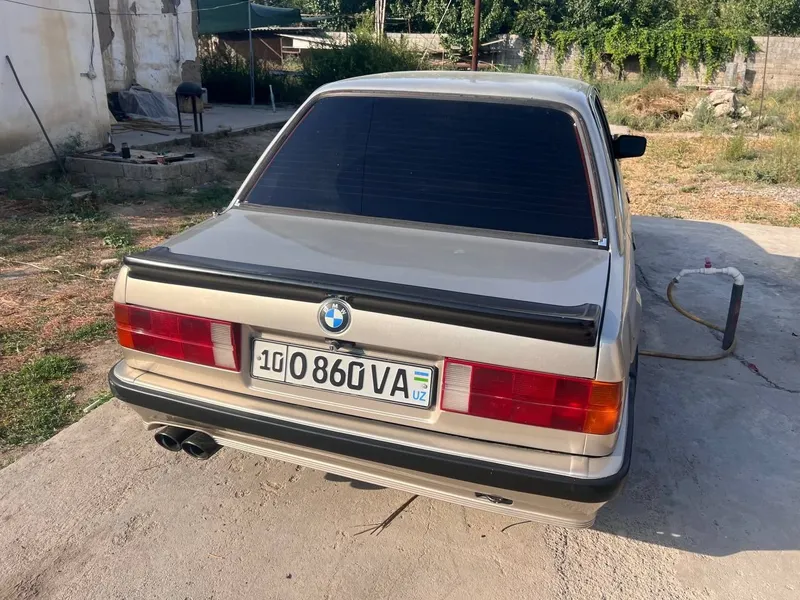 БМВ е 30 1986 год 2 БМВ е 30 1986 год 2