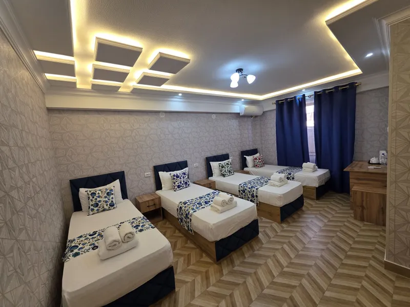 Срочно продаётся туалет унитаз и Раковина как новый — фото 5