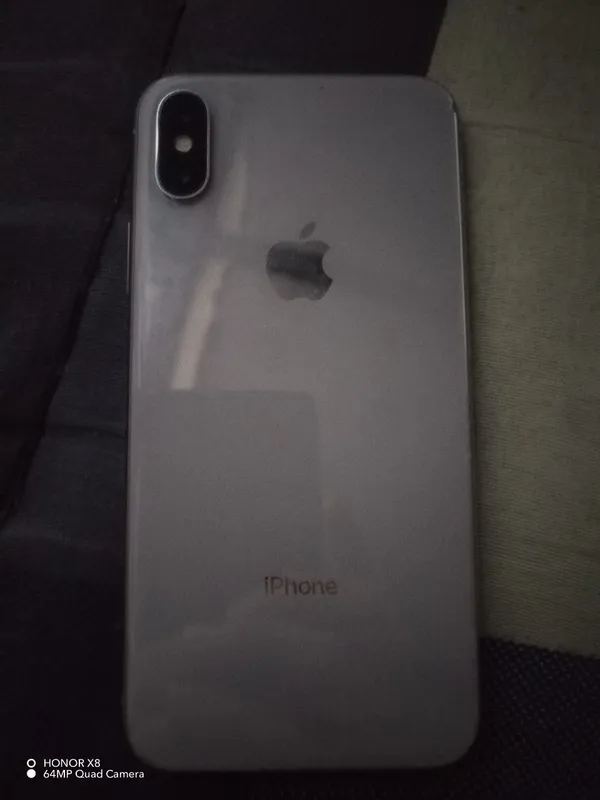 Iphone x 64 gb ranggi oq fase id ishlidi 1 Iphone x 64 gb ranggi oq fase id ishlidi 1