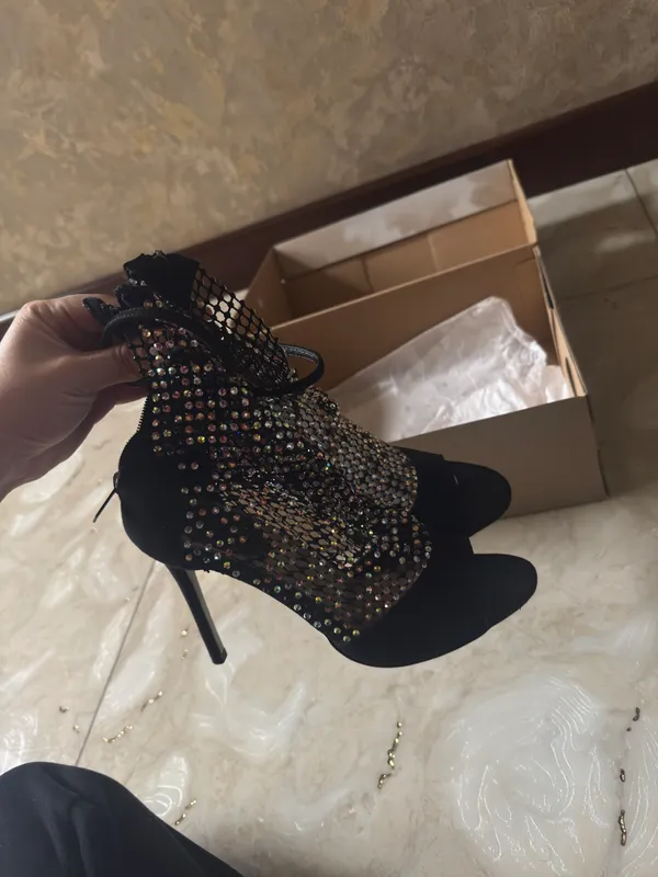Poshnali bayramona tuflilar 2 Poshnali bayramona tuflilar 2