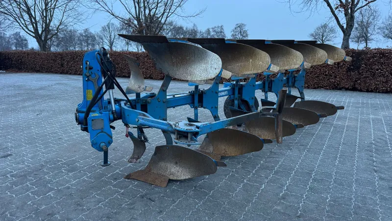 Lemken Europal 7 Case Puma, Claas Puma , Belarus 3