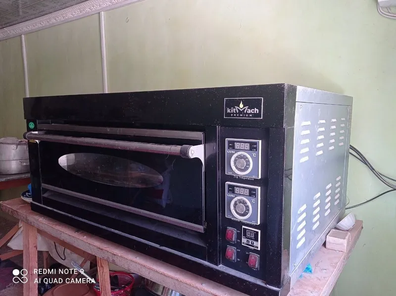 Pishiriq duxofka kattasi 220-380-volt 1