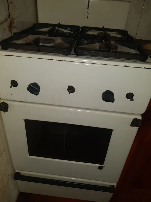 Gaz plita sotiladi Gaz plita sotiladi