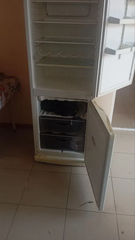 Атлант холодильник продается — фото 2