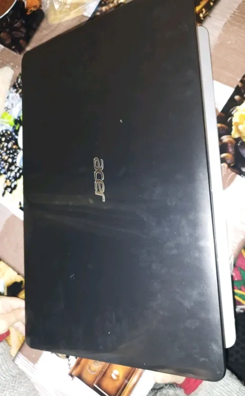Notebook Acer sotiladi — фото 2