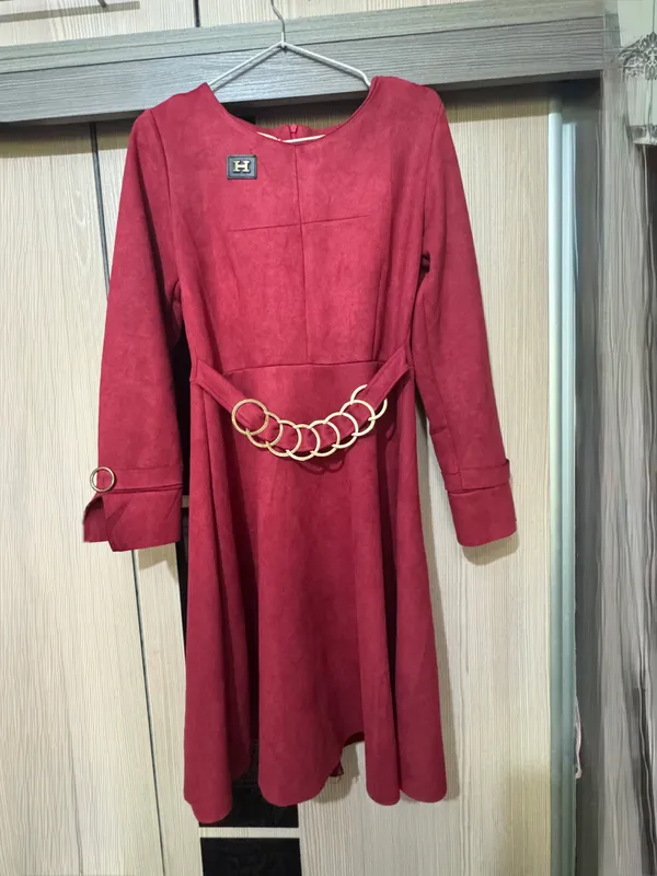 2martta kiyilgan chiroyli Koʻylak 2martta kiyilgan chiroyli Koʻylak